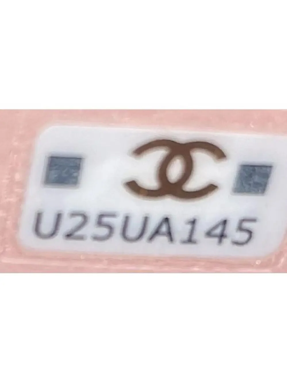 Chanel Handle With Care Round Vanity #243934C47B